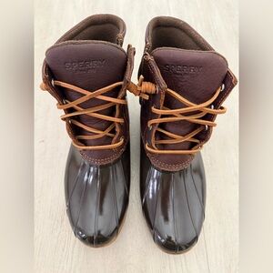 Sperry Leather Upper Boots in Brown and Black